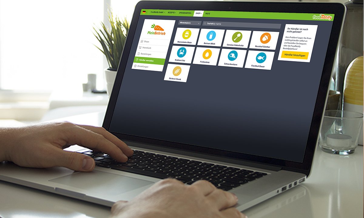 FoodNotify App auf Laptop Screen