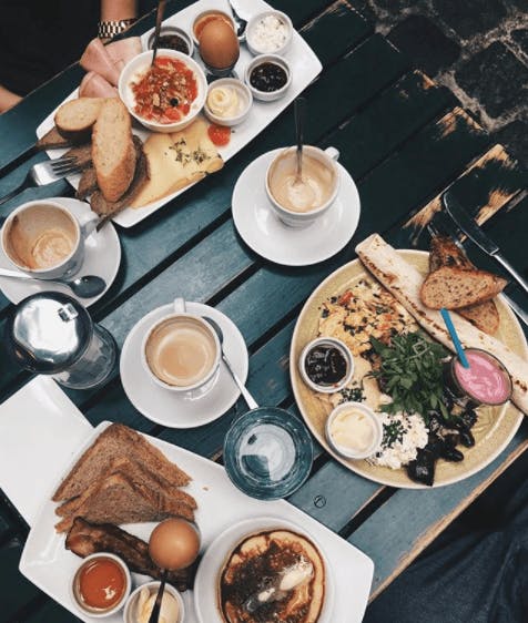 Frühstück bei Amerlingbeisl Frühstück bei Amerlingbeisl