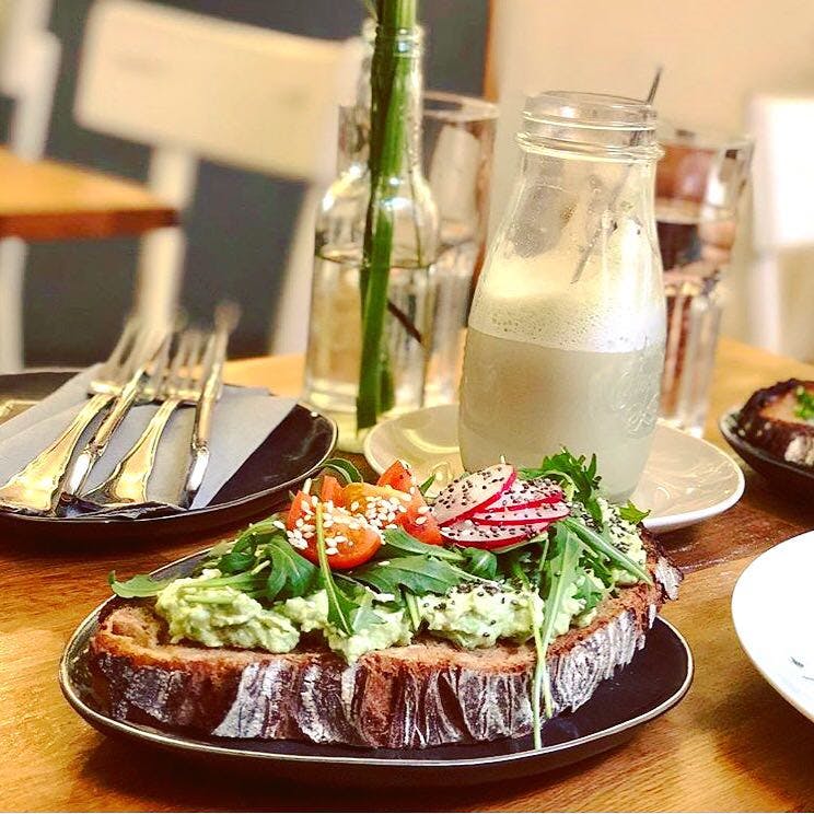 Frühstück bei Biodeli Frühstück bei Biodeli