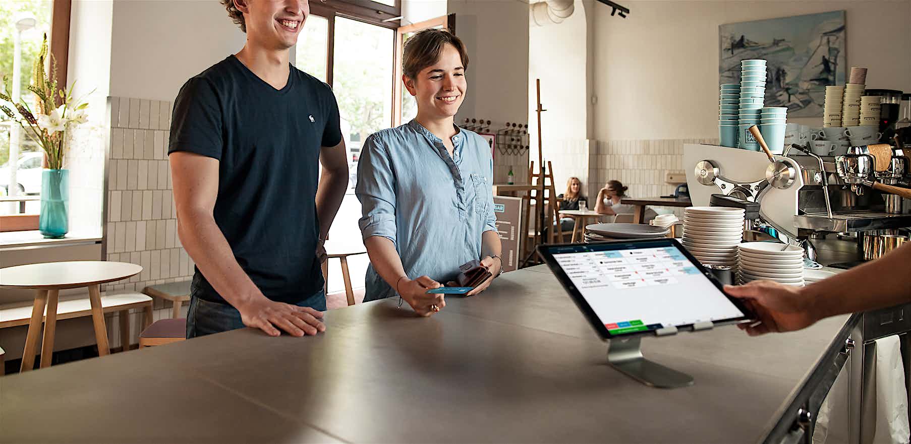 Bestellung aufnehmen Gastronomie mit Tablet Bestellung aufnehmen Gastronomie mit Tablet