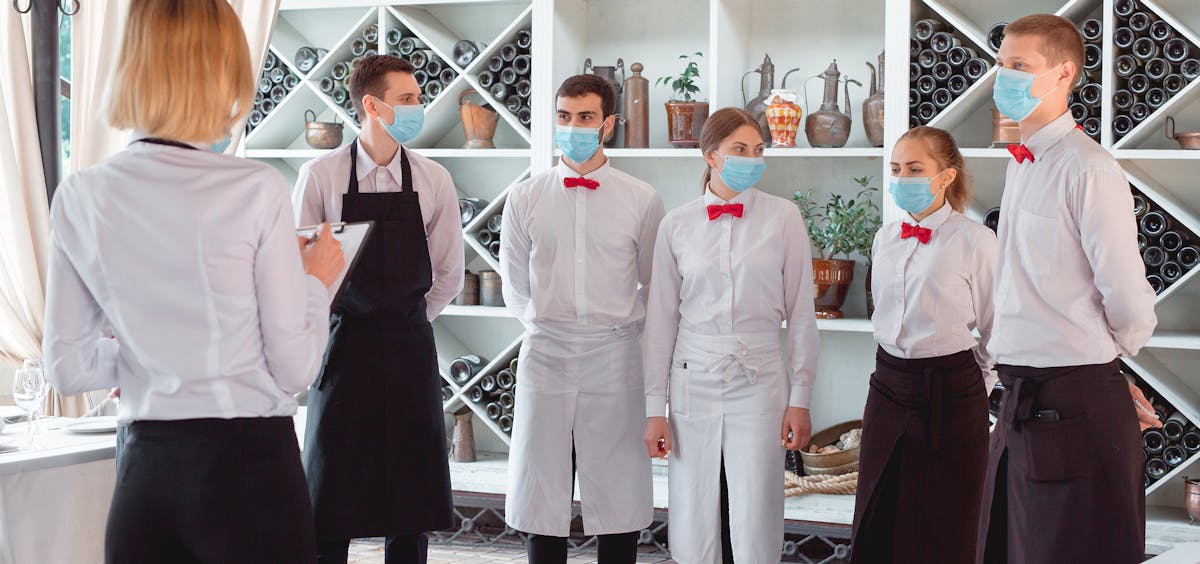 Sind alle auf dem selben Wissenstand? Bei einem Teamgespräch versorgst Du alle mit den richtigen Infos.