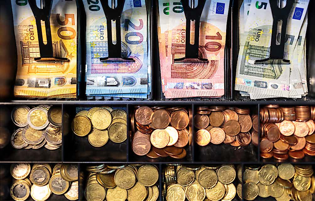 Bargeld in Kassenlade Bargeld in Kassenlade