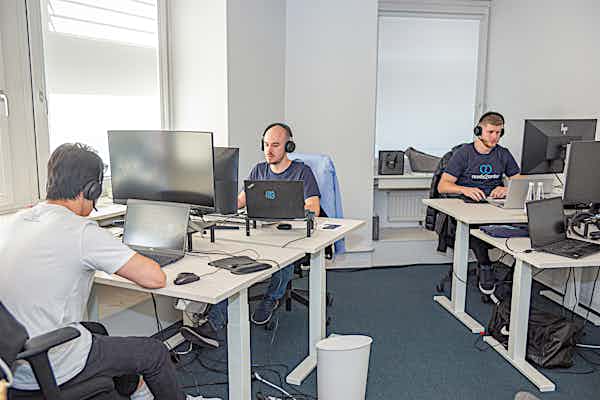 ready2order Sales Team ready2order Sales Team